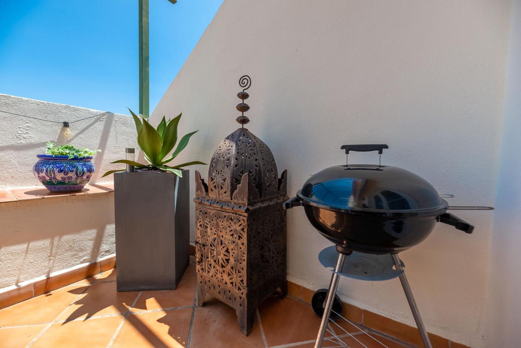 דירות מארבלה Elegant 2 Bdrm Penthouse With Bbq And Pools מראה חיצוני תמונה