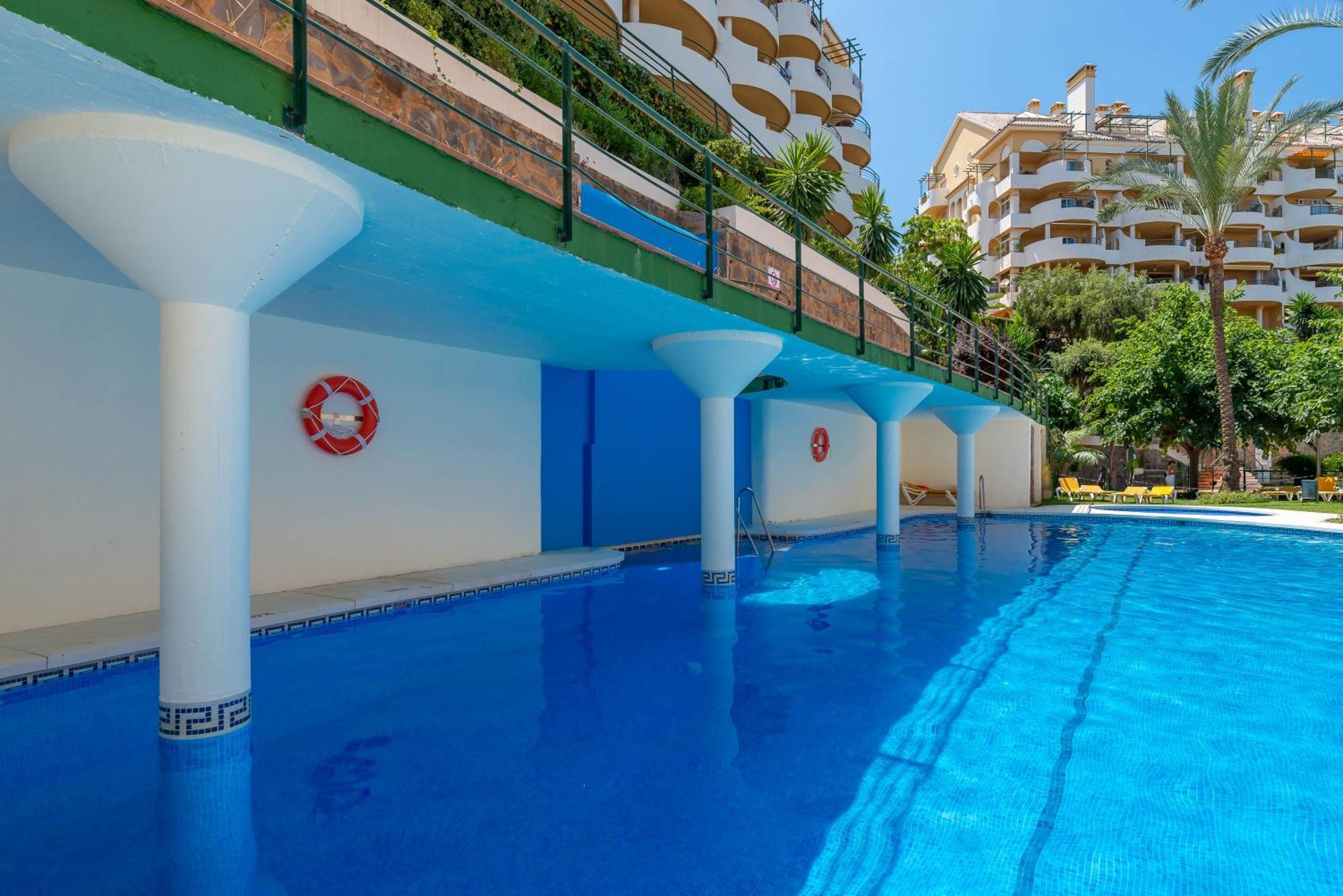 דירות מארבלה Elegant 2 Bdrm Penthouse With Bbq And Pools מראה חיצוני תמונה
