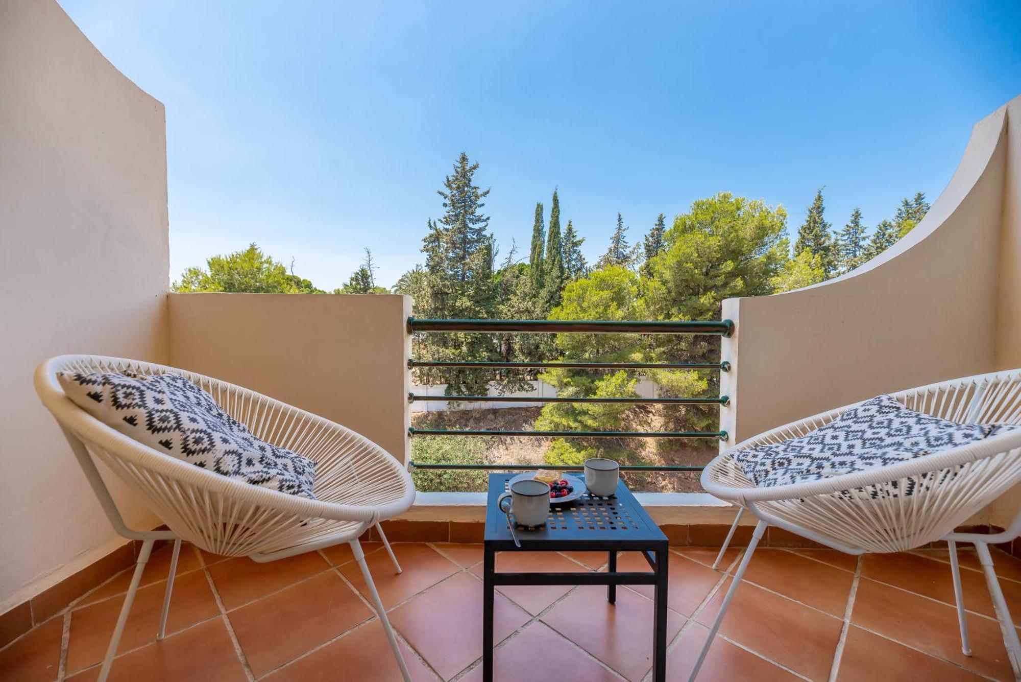 דירות מארבלה Elegant 2 Bdrm Penthouse With Bbq And Pools מראה חיצוני תמונה